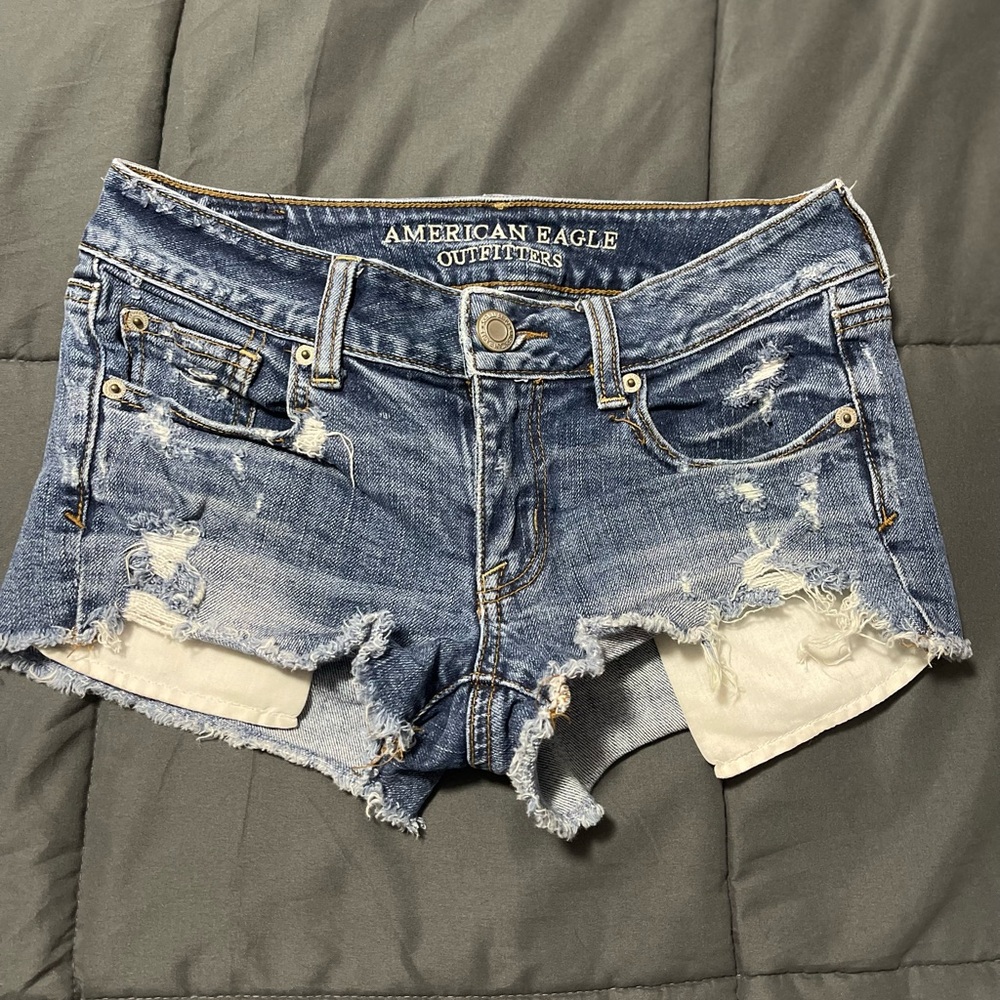 American Eagle Outfitters Stretch Ripped Denim Perfect Shortie – Size 0